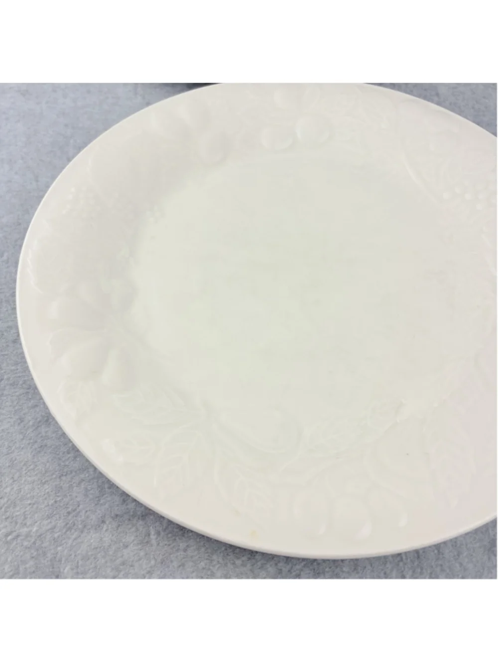 GIBSON Embossed FRUIT Dinner Plates Set of 2 White 10.5” Dishwasher Safe